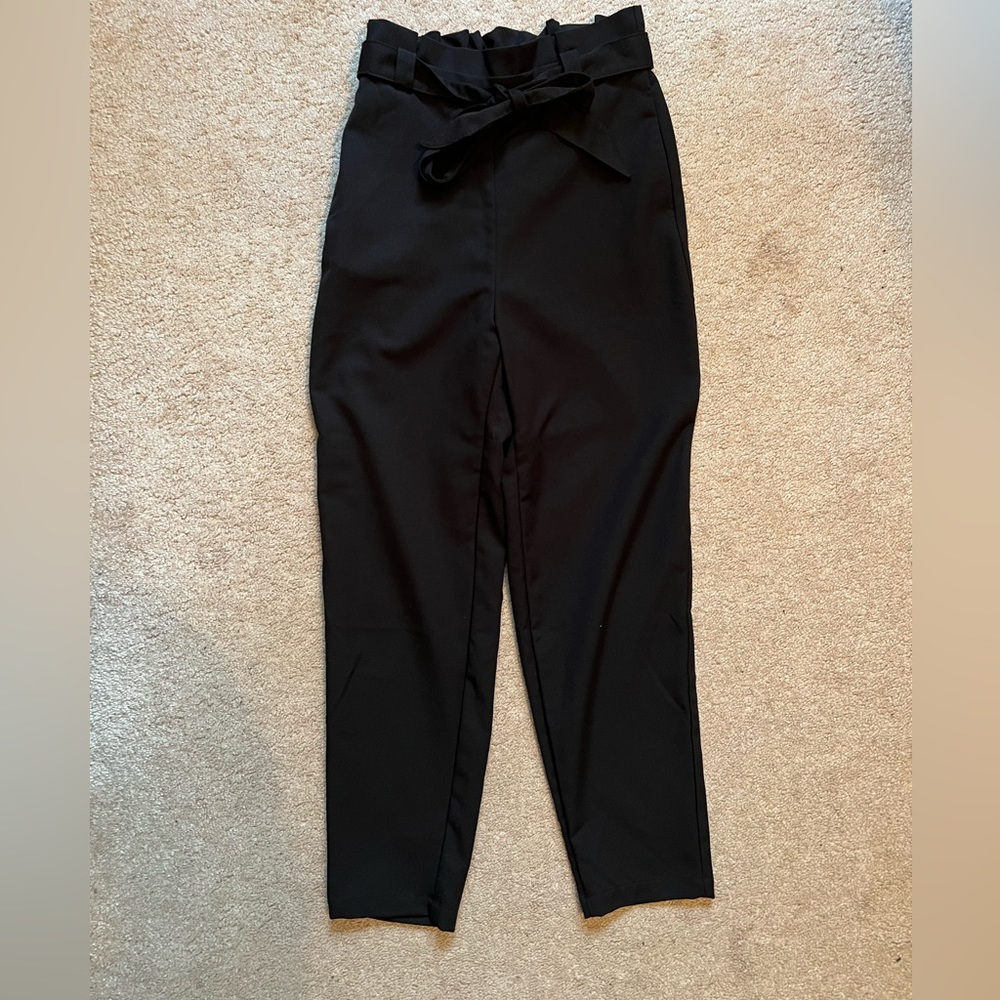 Divided tie dress pants